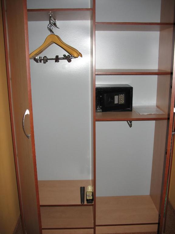 Premier Club Hotel Chernivtsi Ruang foto