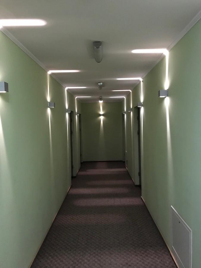 Premier Club Hotel Chernivtsi Bagian luar foto